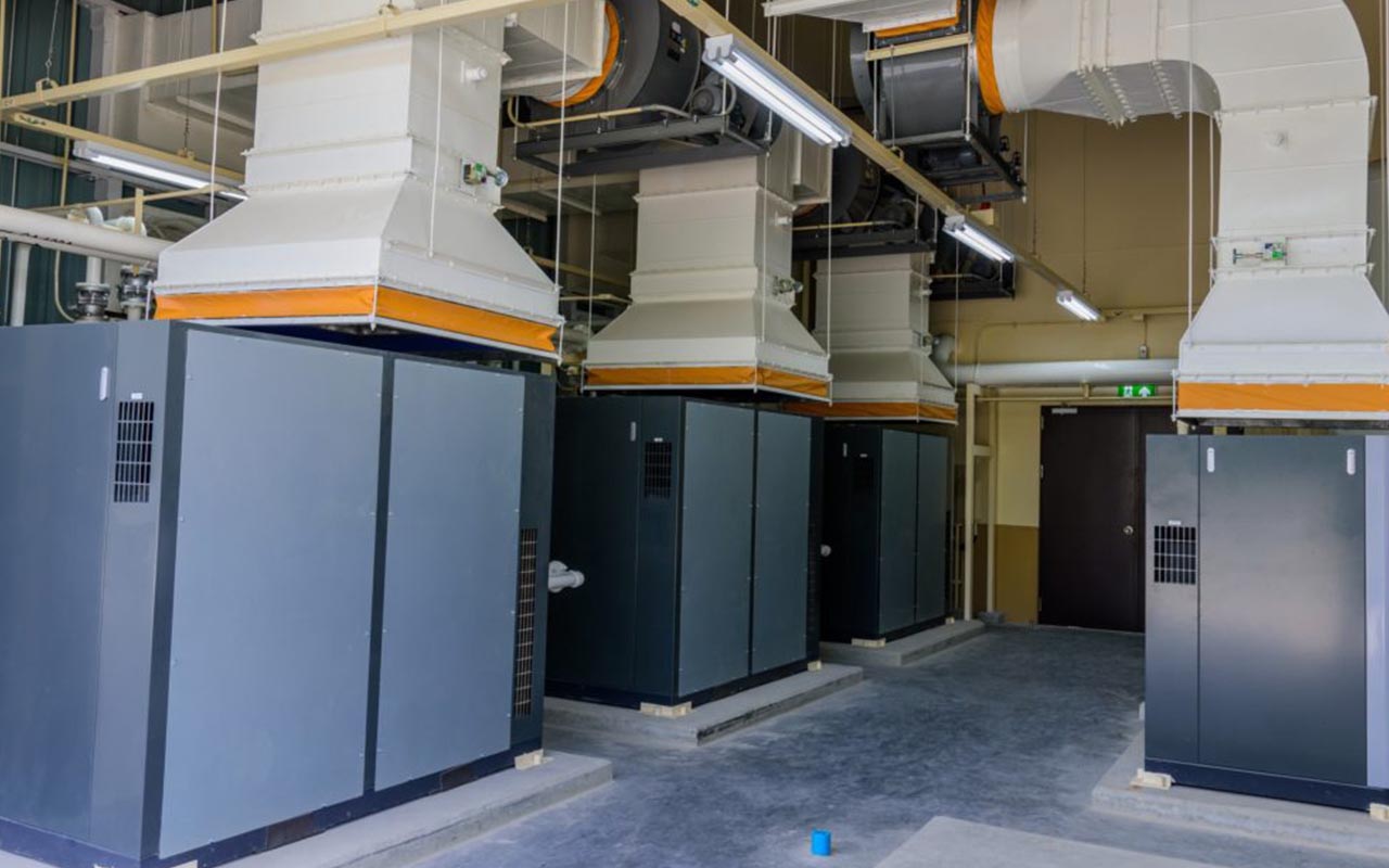 _0000s_0008_Compressed Air - AIR COMPRESSORS 1